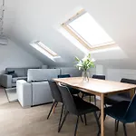 Edmond Vibes Puerta Del Sol Suites