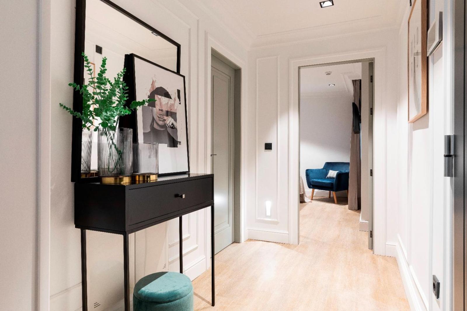 Edmond Vibes Puerta Del Sol Madrid
